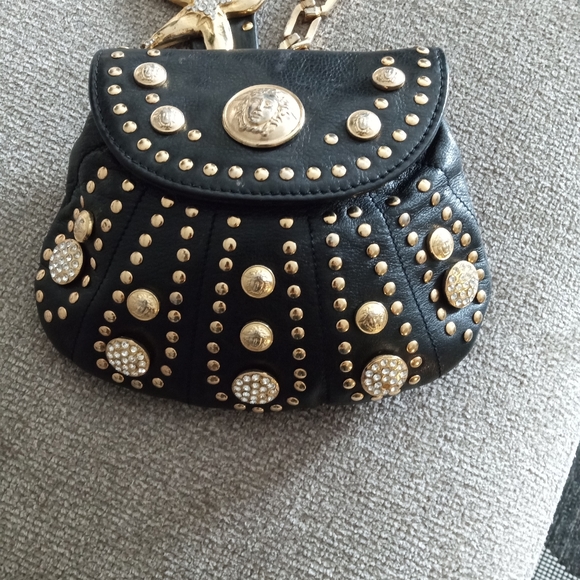 Versace Handbags - 🔥😍Rare GIANNI VERSACE cross body!